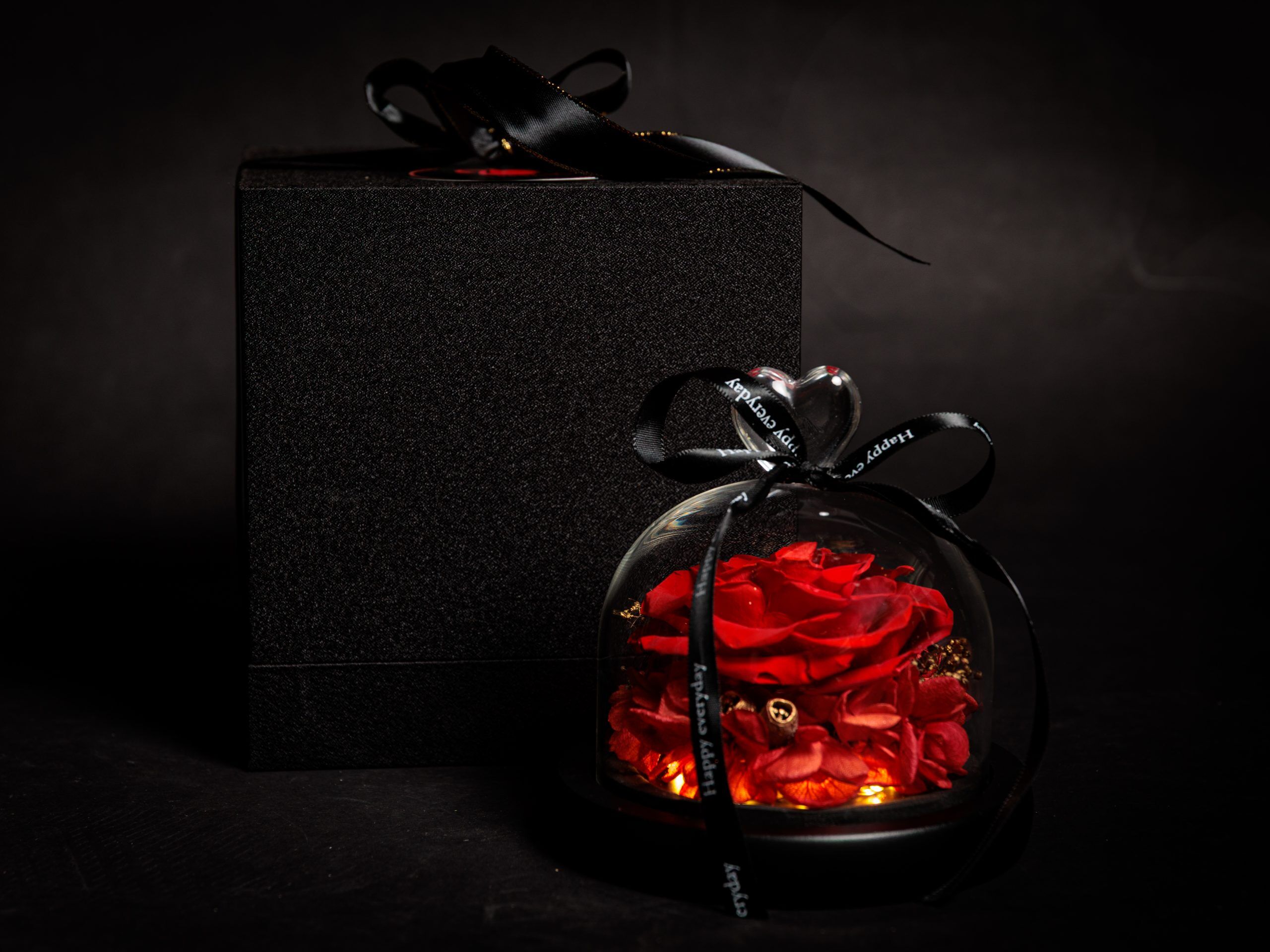 Rosa Eterna Iluminada Félix Diaz Creaciones Félix Diaz
